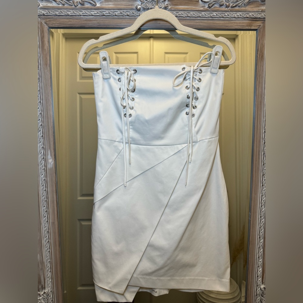 Liquid White Strapless Dress M Lace Up detail